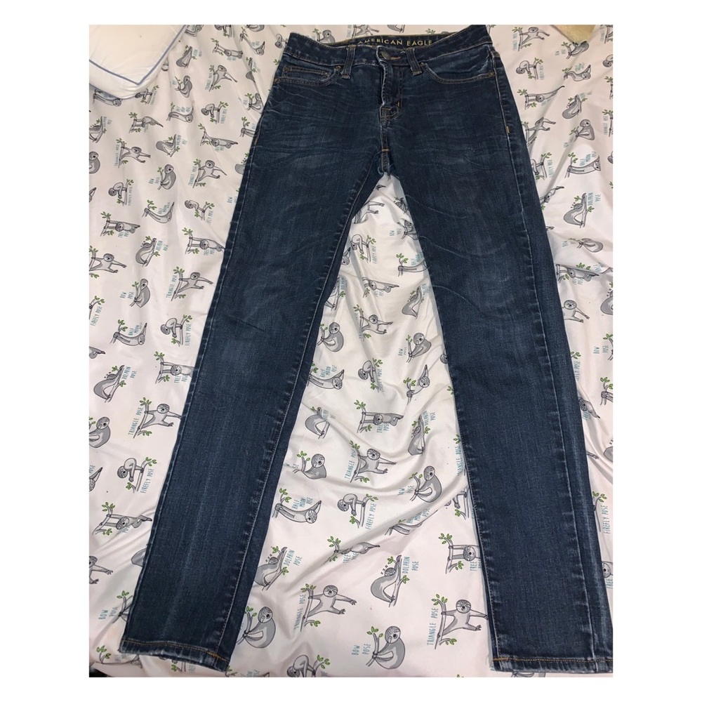American Eagle dark jeans for guys